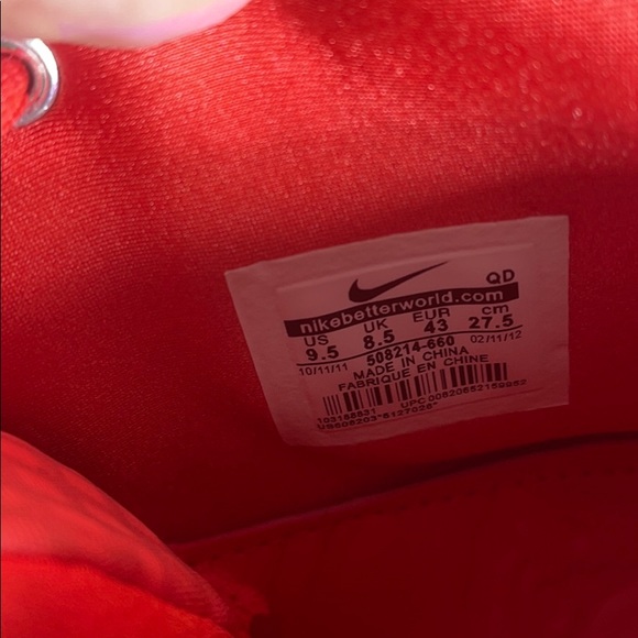 Nike Yeezy Red October Sz 9.5 No Box or Dust Bag - Picture 6 of 11